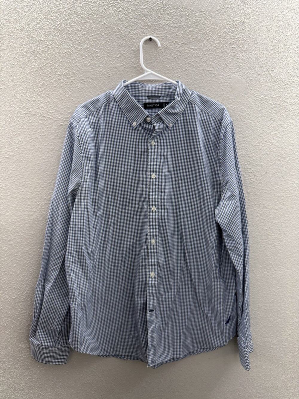Nautica Mens Shirt Size XL Blue White Plaid Long Sleeve Button Up